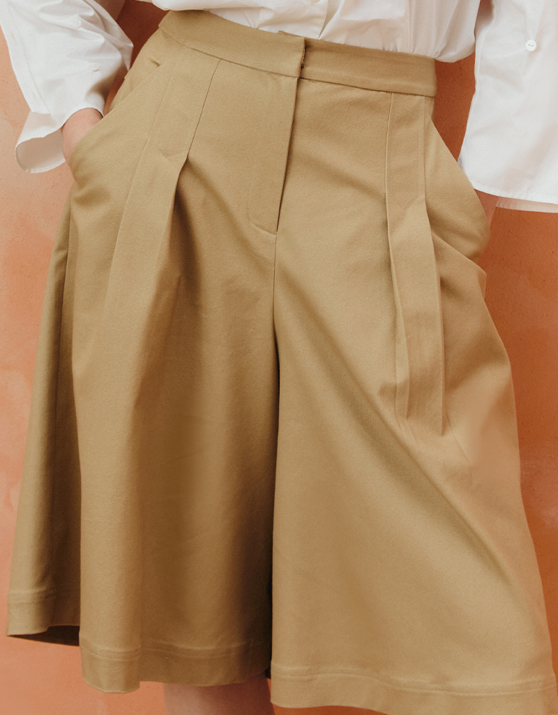 AW25 Bermuda Pleated Shorts PN-8250910